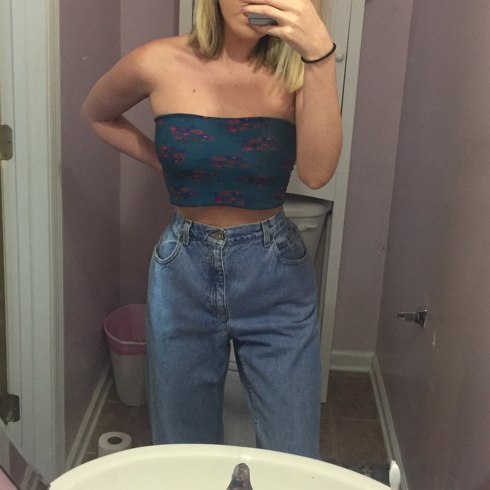 Vintage 90’s mom jeans (I take offers)